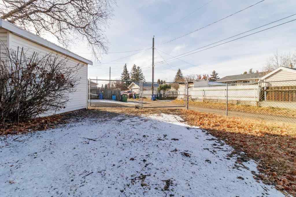 MLS&reg; # A2271368 - 21 Freemont Close  in Fairview Red Deer, Residential Open Houses