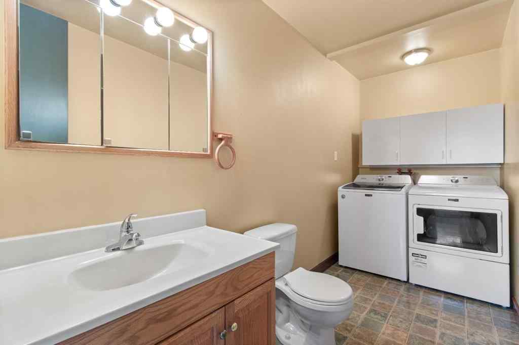 MLS&reg; # A2271368 - 21 Freemont Close  in Fairview Red Deer, Residential Open Houses