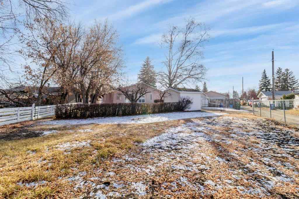 MLS&reg; # A2271368 - 21 Freemont Close  in Fairview Red Deer, Residential Open Houses