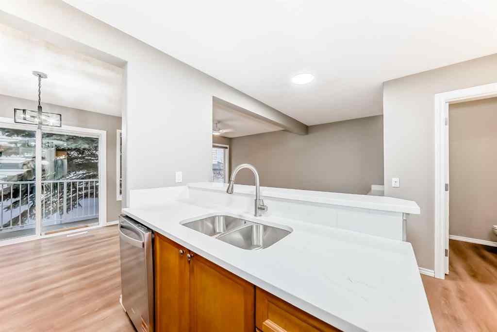 MLS&reg; # A2271370 - 30 Citadel Estates Manor NW in Citadel Calgary, Residential Open Houses