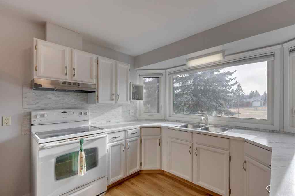 MLS&reg; # A2271375 - 55 Bermuda Place NW in Beddington Heights Calgary, Residential Open Houses