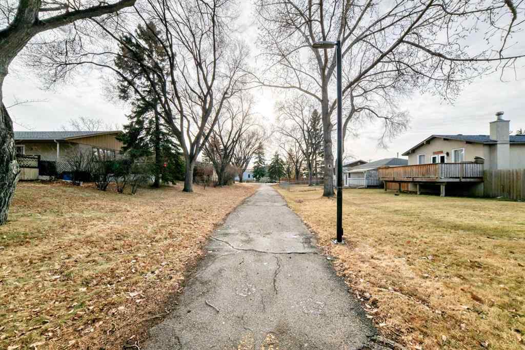 MLS&reg; # A2271381 - 3042 31A Street SE in Dover Calgary, Residential Open Houses