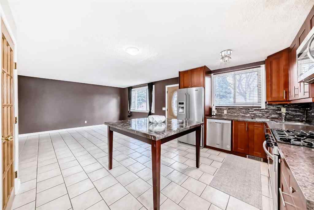 MLS&reg; # A2271381 - 3042 31A Street SE in Dover Calgary, Residential Open Houses
