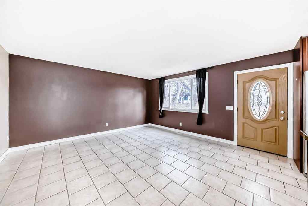 MLS&reg; # A2271381 - 3042 31A Street SE in Dover Calgary, Residential Open Houses