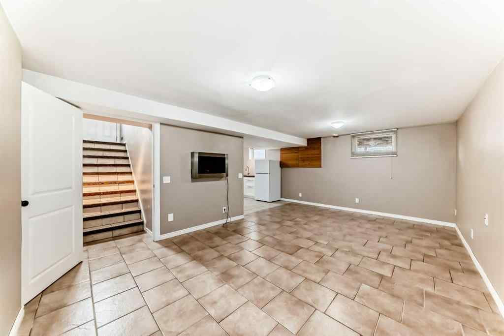 MLS&reg; # A2271381 - 3042 31A Street SE in Dover Calgary, Residential Open Houses