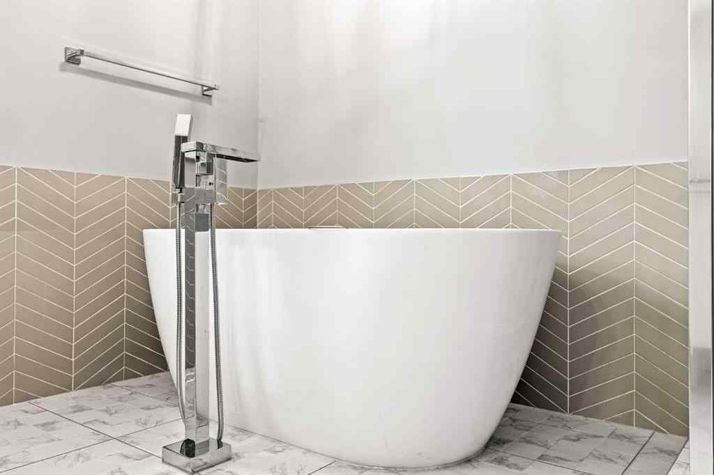 MLS® A2271385 - Unit #1 705 Mcdougall Road NE in Bridgeland/Riverside Calgary, Residential