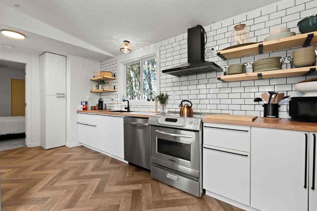 MLS&reg; # A2271388 - 244082 817 Highway N in NONE Rural Wheatland County, Residential Open Houses