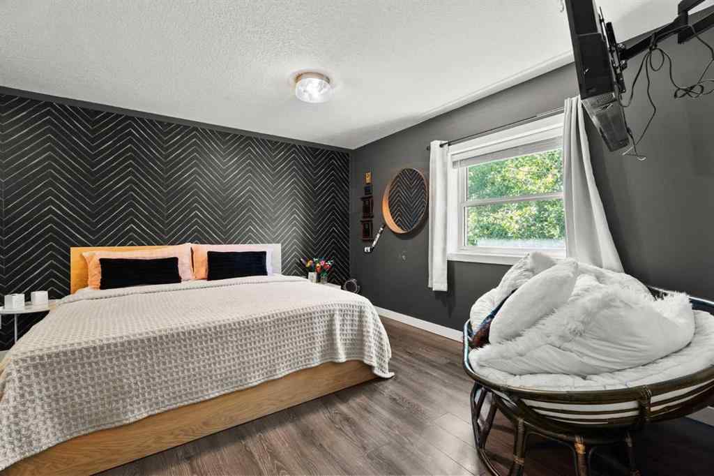 MLS&reg; # A2271388 - 244082 817 Highway N in NONE Rural Wheatland County, Residential Open Houses