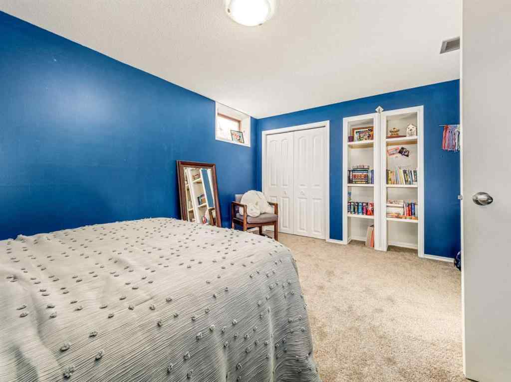 MLS&reg; # A2271389 - 25 Nevada Road W in Varsity Village Lethbridge, Residential Open Houses