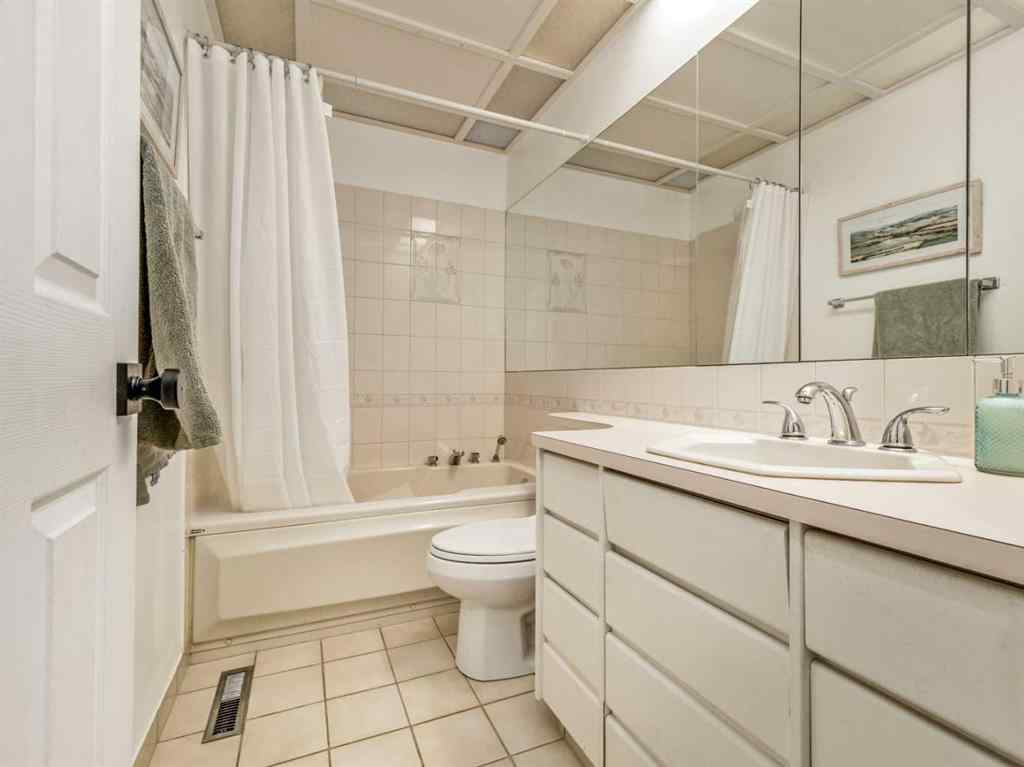 MLS&reg; # A2271389 - 25 Nevada Road W in Varsity Village Lethbridge, Residential Open Houses