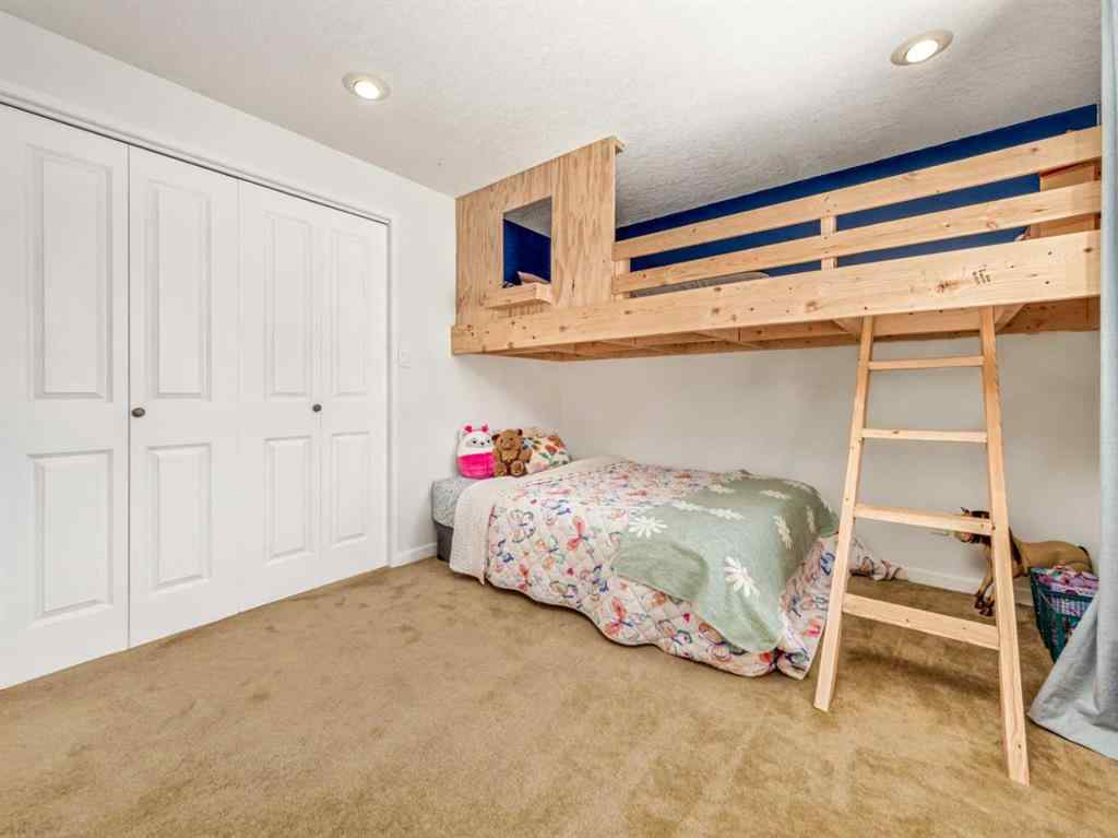 MLS&reg; # A2271389 - 25 Nevada Road W in Varsity Village Lethbridge, Residential Open Houses