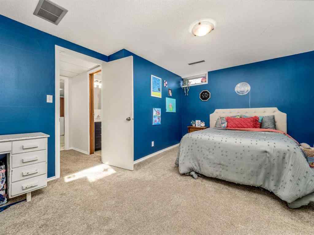 MLS&reg; # A2271389 - 25 Nevada Road W in Varsity Village Lethbridge, Residential Open Houses