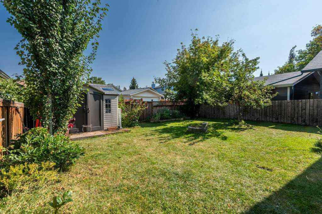 MLS&reg; # A2271393 - 39 Shawglen Place SW in Shawnessy Calgary, Residential Open Houses