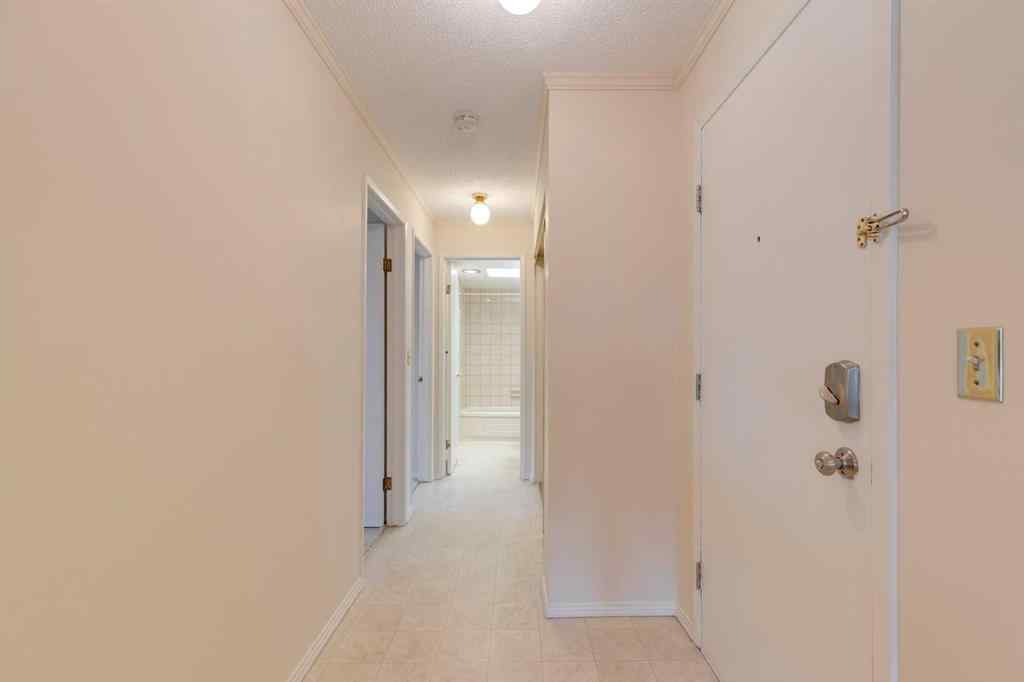 MLS® # A2271402 - Unit #206 3737 42 Street NW in Varsity Calgary, Residential Open Houses