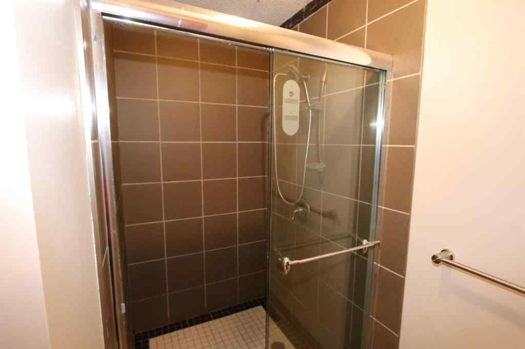 MLS® # A2271410 - 6967 Christie Estate Boulevard SW in Christie Park Calgary, Residential Open Houses