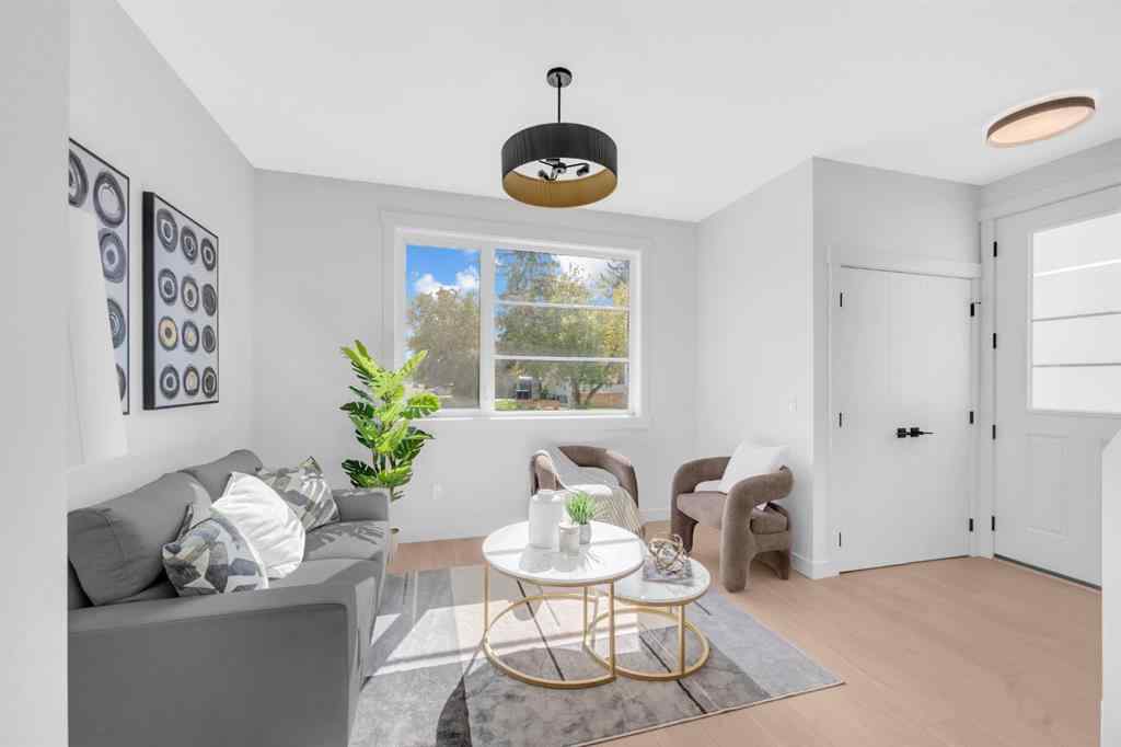 MLS&reg; # A2271413 - 2504 18 Street NW in Capitol Hill Calgary, Residential Open Houses