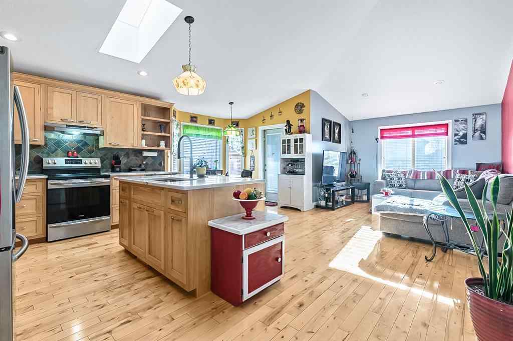 MLS&reg; # A2271435 - 120 Camara Court  in Cambridge Glen Strathmore, Residential Open Houses