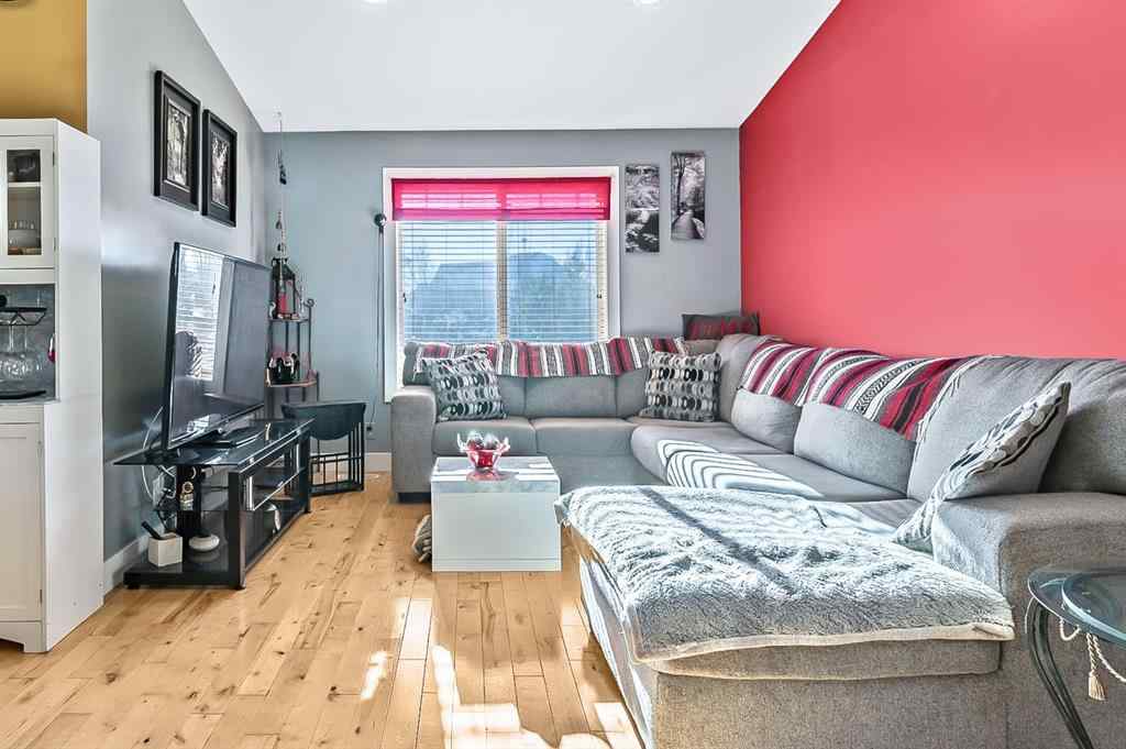 MLS&reg; # A2271435 - 120 Camara Court  in Cambridge Glen Strathmore, Residential Open Houses