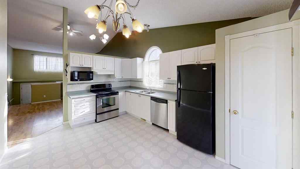 MLS&reg; # A2271437 - 11324 92A Street  in Summit Grande Prairie, Rental Open Houses