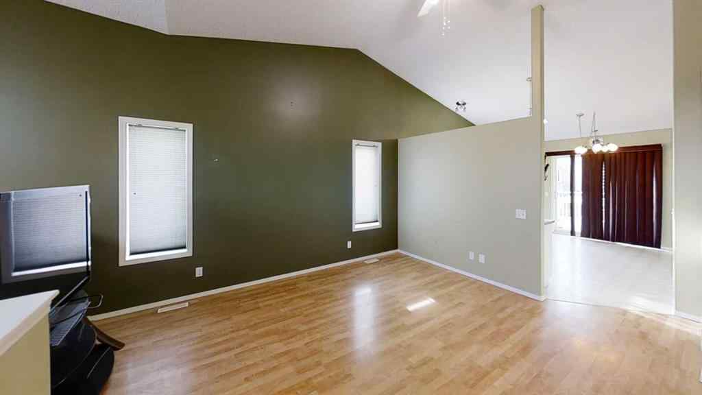 MLS&reg; # A2271437 - 11324 92A Street  in Summit Grande Prairie, Rental Open Houses