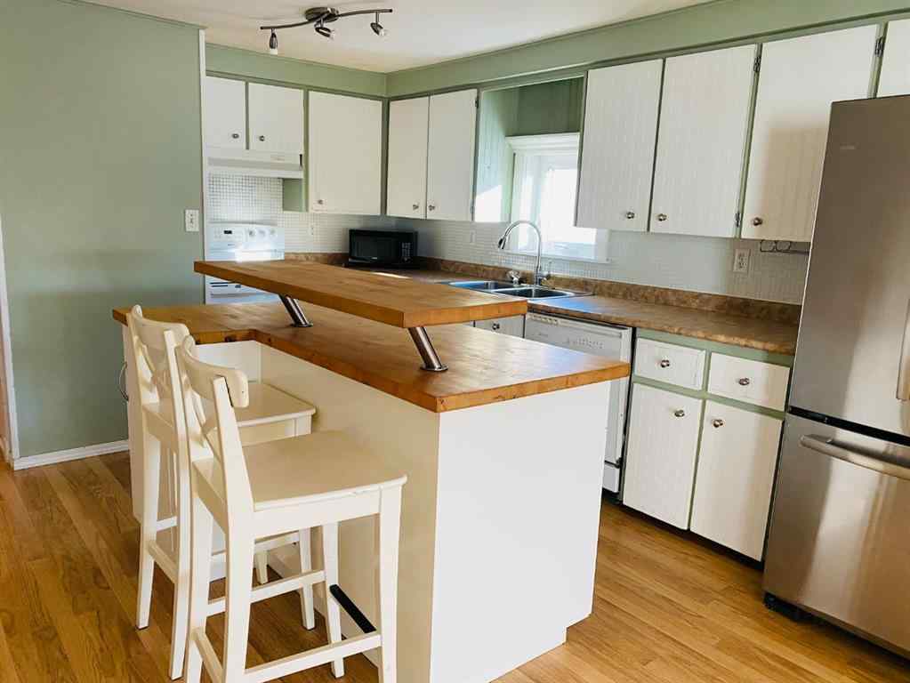 MLS&reg; # A2271439 - 152 Clausen Crescent  in Timberlea Fort McMurray, Residential Open Houses