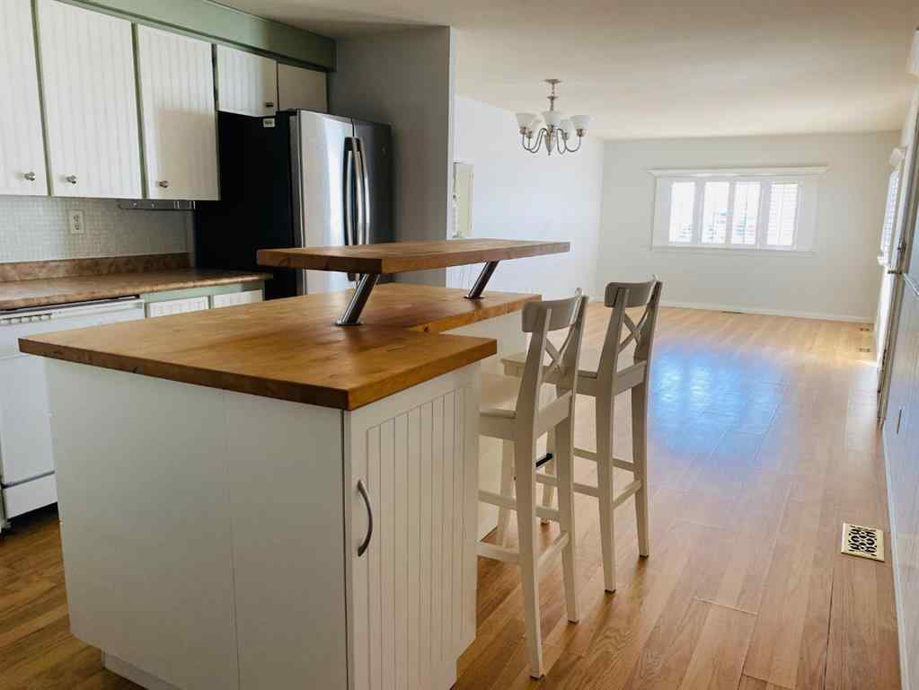 MLS&reg; # A2271439 - 152 Clausen Crescent  in Timberlea Fort McMurray, Residential Open Houses