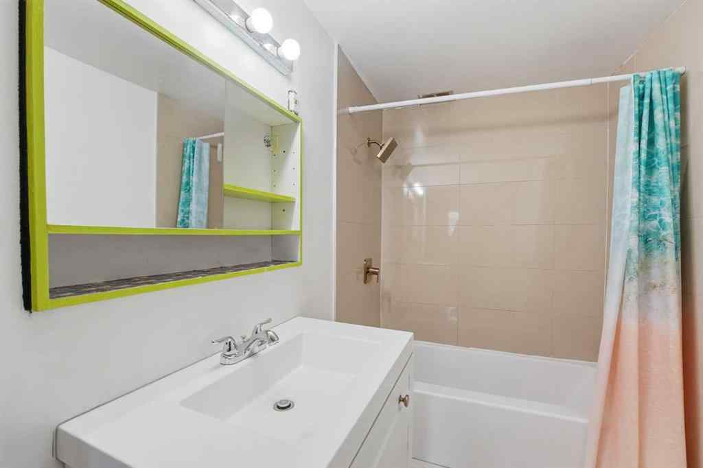 MLS&reg; # A2271444 - 2314 Richmond Road SW in Richmond Calgary, Residential Open Houses