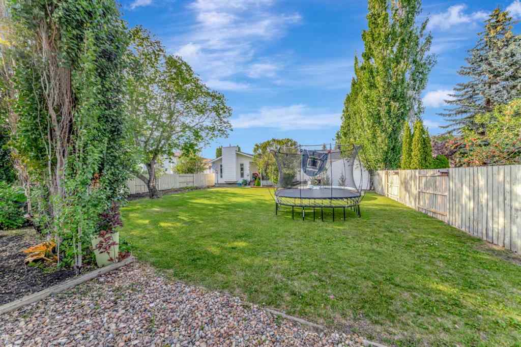 MLS&reg; # A2271451 - 5201 26 Street  in Steele Heights Lloydminster, Residential Open Houses