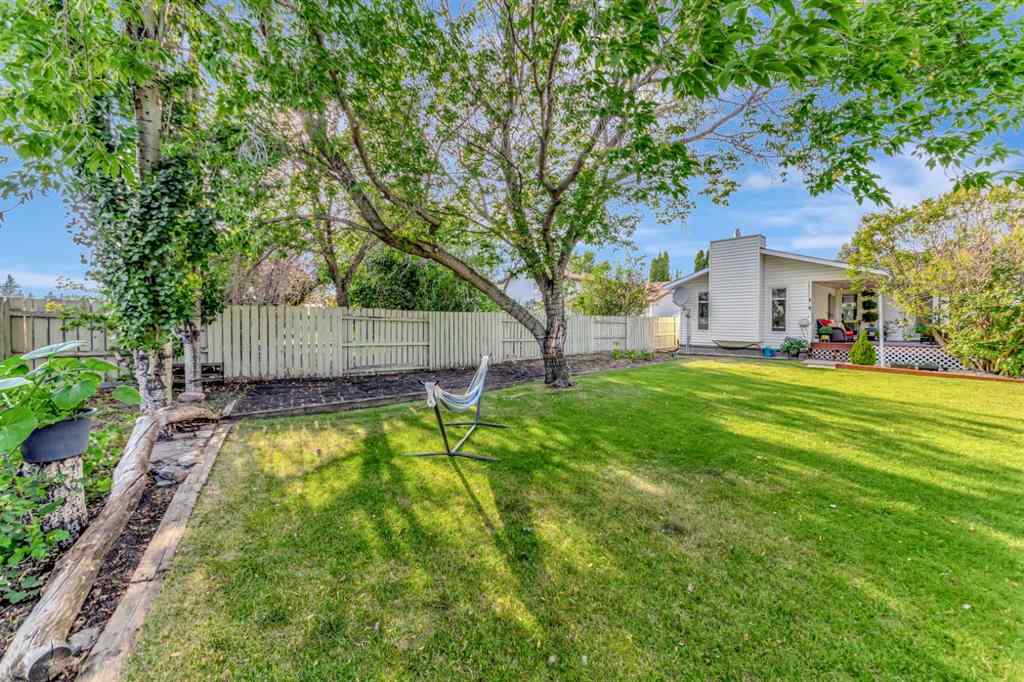 MLS&reg; # A2271451 - 5201 26 Street  in Steele Heights Lloydminster, Residential Open Houses