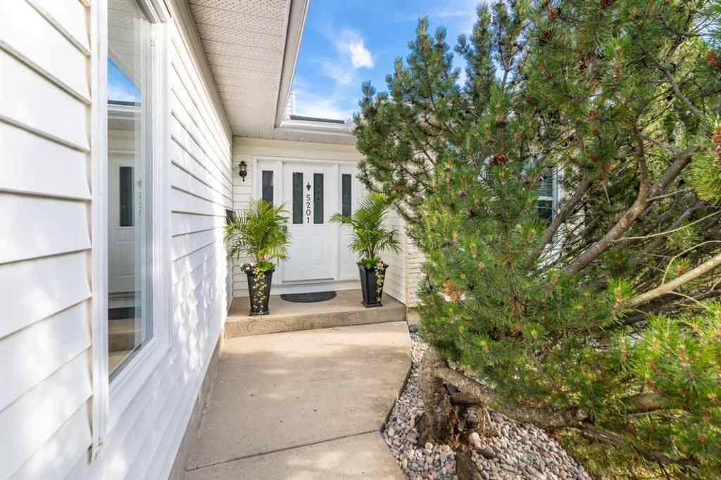 MLS&reg; # A2271451 - 5201 26 Street  in Steele Heights Lloydminster, Residential Open Houses