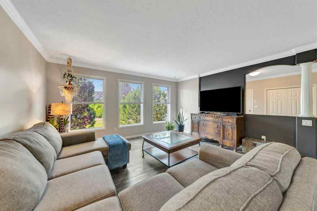 MLS&reg; # A2271451 - 5201 26 Street  in Steele Heights Lloydminster, Residential Open Houses