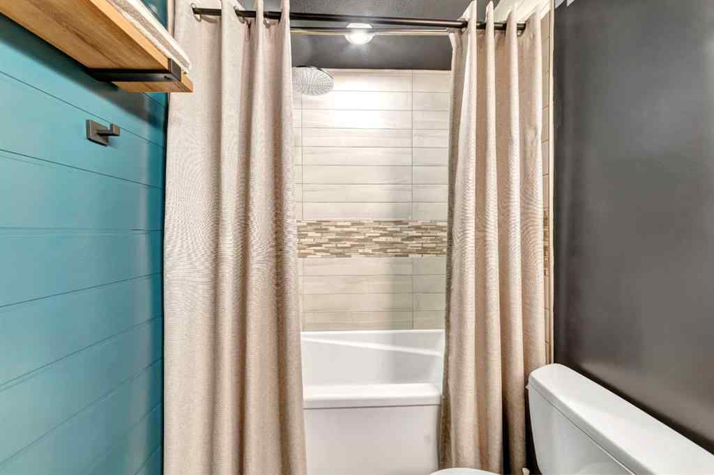 MLS&reg; # A2271451 - 5201 26 Street  in Steele Heights Lloydminster, Residential Open Houses