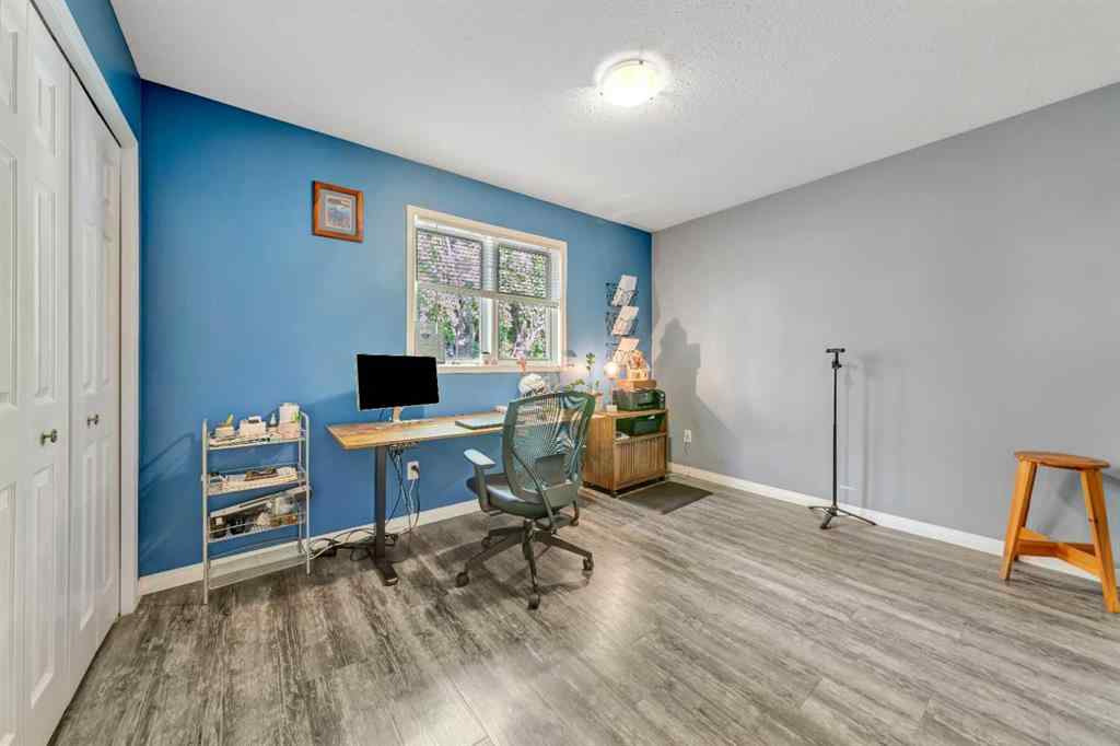 MLS&reg; # A2271451 - 5201 26 Street  in Steele Heights Lloydminster, Residential Open Houses