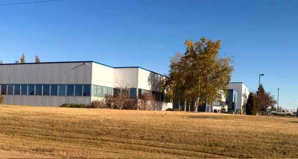 MLS&reg; # A2271458 - 4411 49 Street  in Hardisty Hardisty, Commercial Open Houses