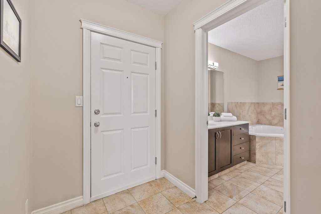 MLS® # A2271459 - Unit #3301 24 Hemlock Crescent SW in Spruce Cliff Calgary, Residential Open Houses
