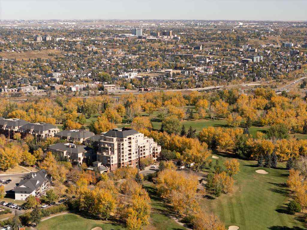 MLS® # A2271459 - Unit #3301 24 Hemlock Crescent SW in Spruce Cliff Calgary, Residential Open Houses