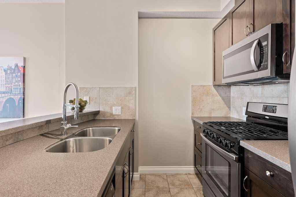 MLS® # A2271459 - Unit #3301 24 Hemlock Crescent SW in Spruce Cliff Calgary, Residential Open Houses