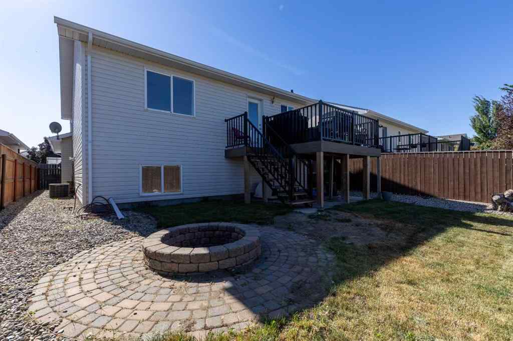 MLS&reg; # A2271467 - 188 Cougar Way N in Uplands Lethbridge, Residential Open Houses