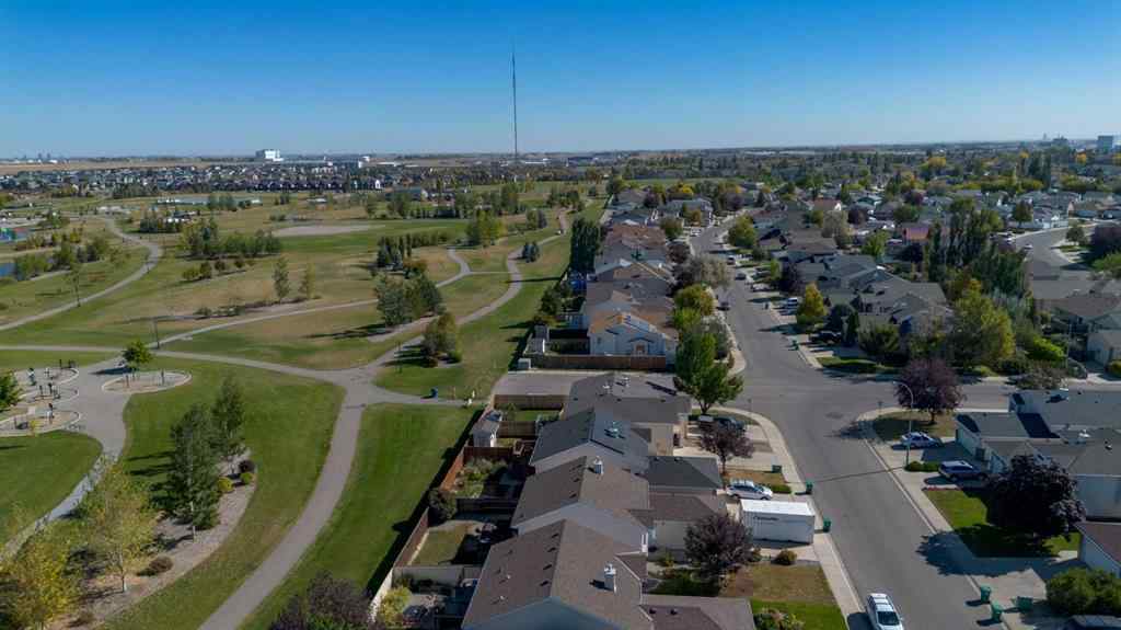 MLS&reg; # A2271467 - 188 Cougar Way N in Uplands Lethbridge, Residential Open Houses