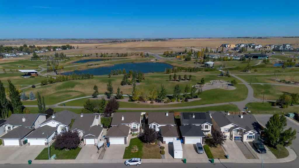 MLS&reg; # A2271467 - 188 Cougar Way N in Uplands Lethbridge, Residential Open Houses
