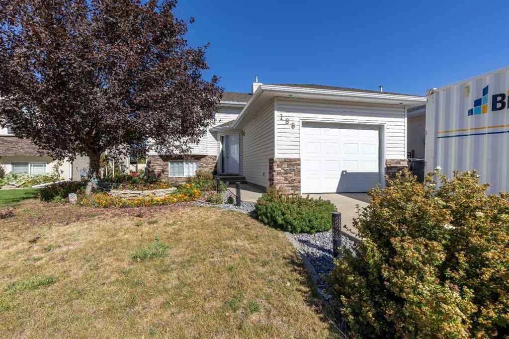 MLS&reg; # A2271467 - 188 Cougar Way N in Uplands Lethbridge, Residential Open Houses