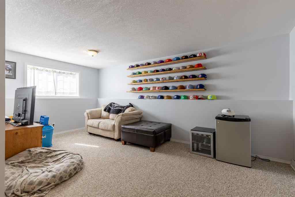 MLS&reg; # A2271467 - 188 Cougar Way N in Uplands Lethbridge, Residential Open Houses