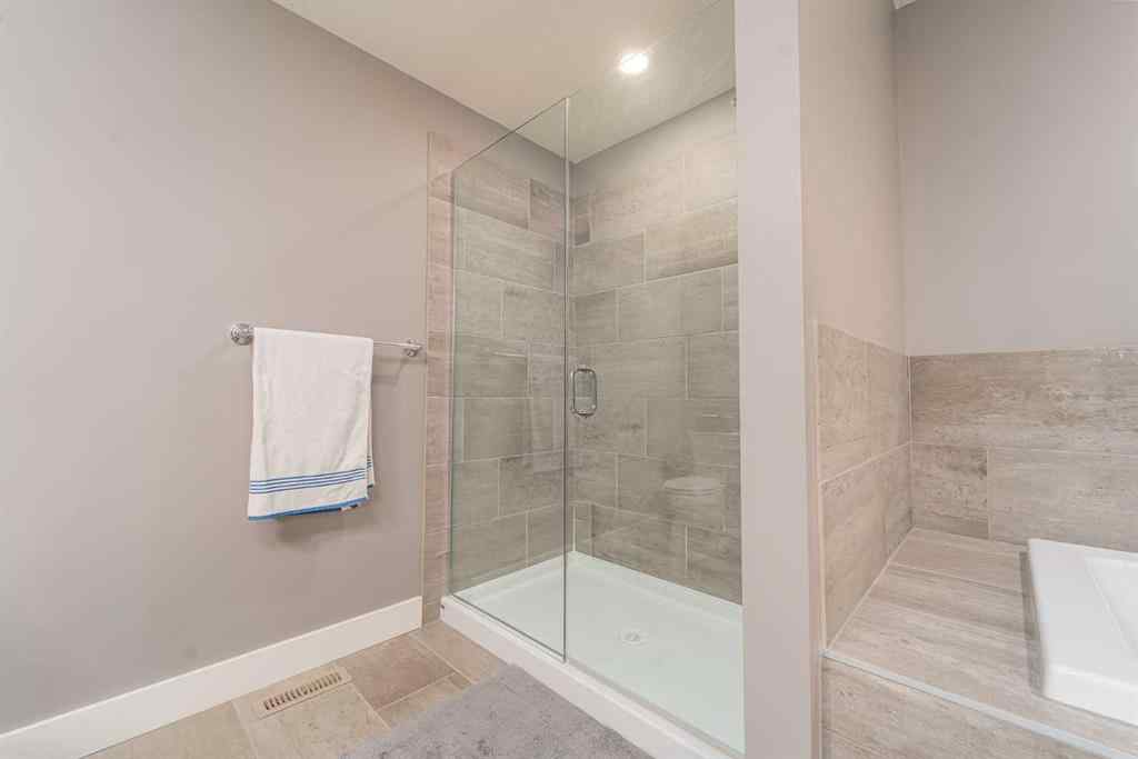 MLS&reg; # A2271468 - 523 Firelight Place W in Copperwood Lethbridge, Residential Open Houses