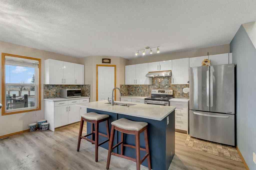 MLS&reg; # A2271470 - 172 Covehaven Road NE in Coventry Hills Calgary, Residential Open Houses