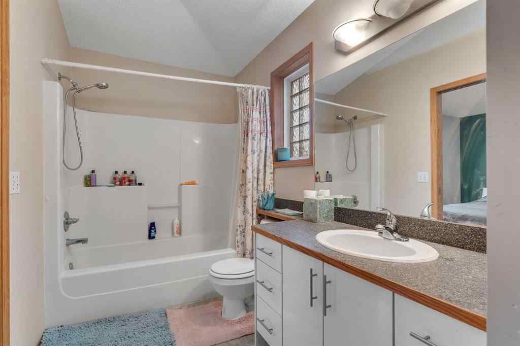 MLS&reg; # A2271470 - 172 Covehaven Road NE in Coventry Hills Calgary, Residential Open Houses