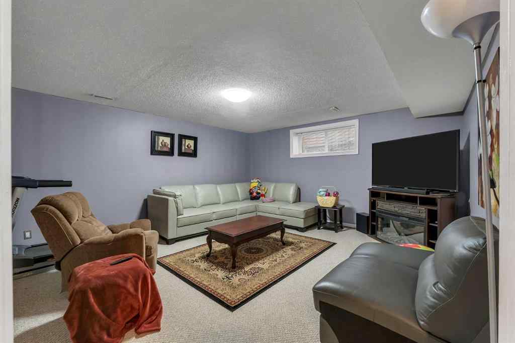 MLS&reg; # A2271470 - 172 Covehaven Road NE in Coventry Hills Calgary, Residential Open Houses