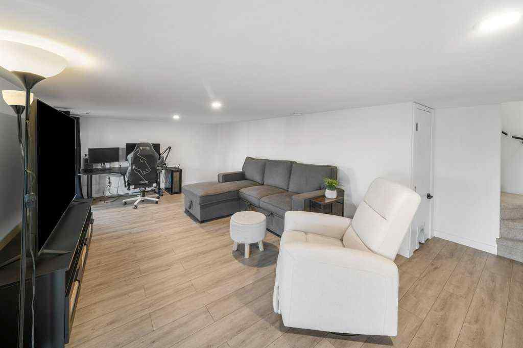 MLS&reg; # A2271474 - 247 Cottageclub Crescent  in Cottage Club at Ghost Lake Rural Rocky View County, Residential Open Houses