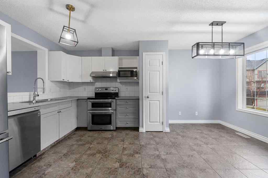 MLS&reg; # A2271482 - 118 Copperfield Lane SE in Copperfield Calgary, Residential Open Houses