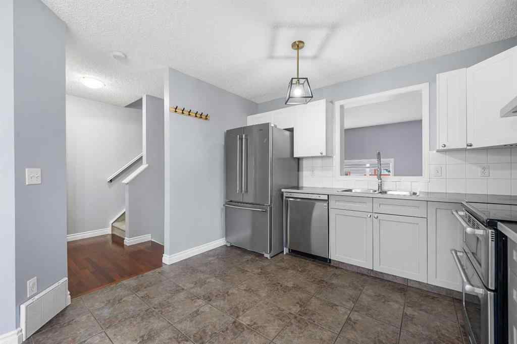 MLS&reg; # A2271482 - 118 Copperfield Lane SE in Copperfield Calgary, Residential Open Houses