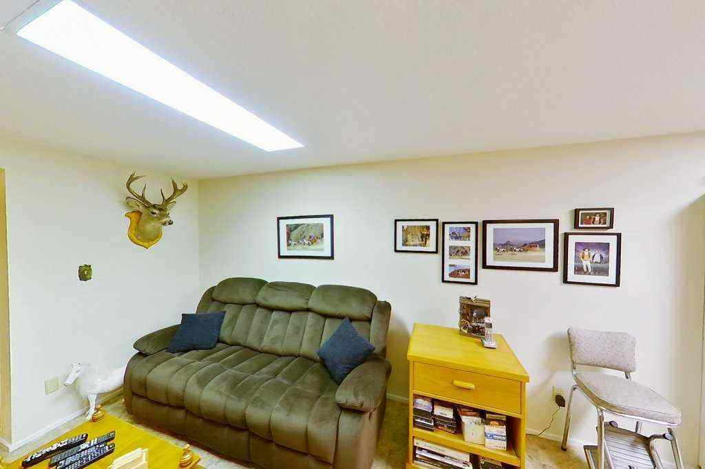 MLS&reg; # A2271484 - 26 Lake Ere Estates  in Kinniburgh North Chestermere, Residential Open Houses